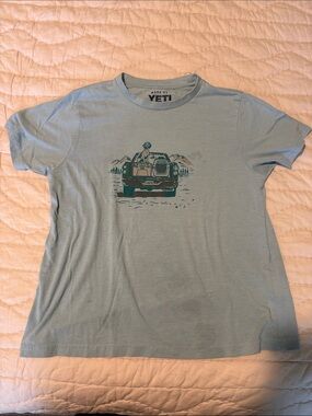 Yeti kids teeshirt.